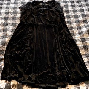 RETRO CHIC BLACK VELVET & MESH SKATER DRESS